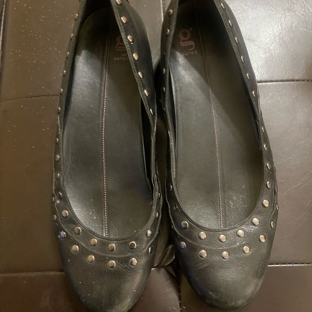 Women’s Shoes G Series .Color black size 8.